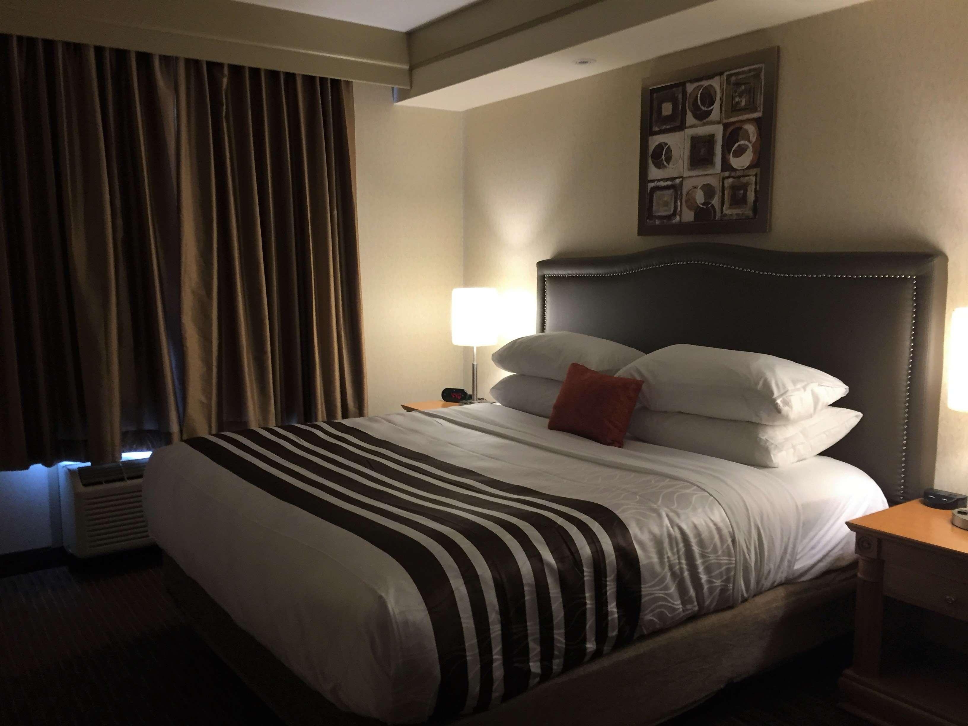 Best Western Plus Ватерлоо Экстерьер фото