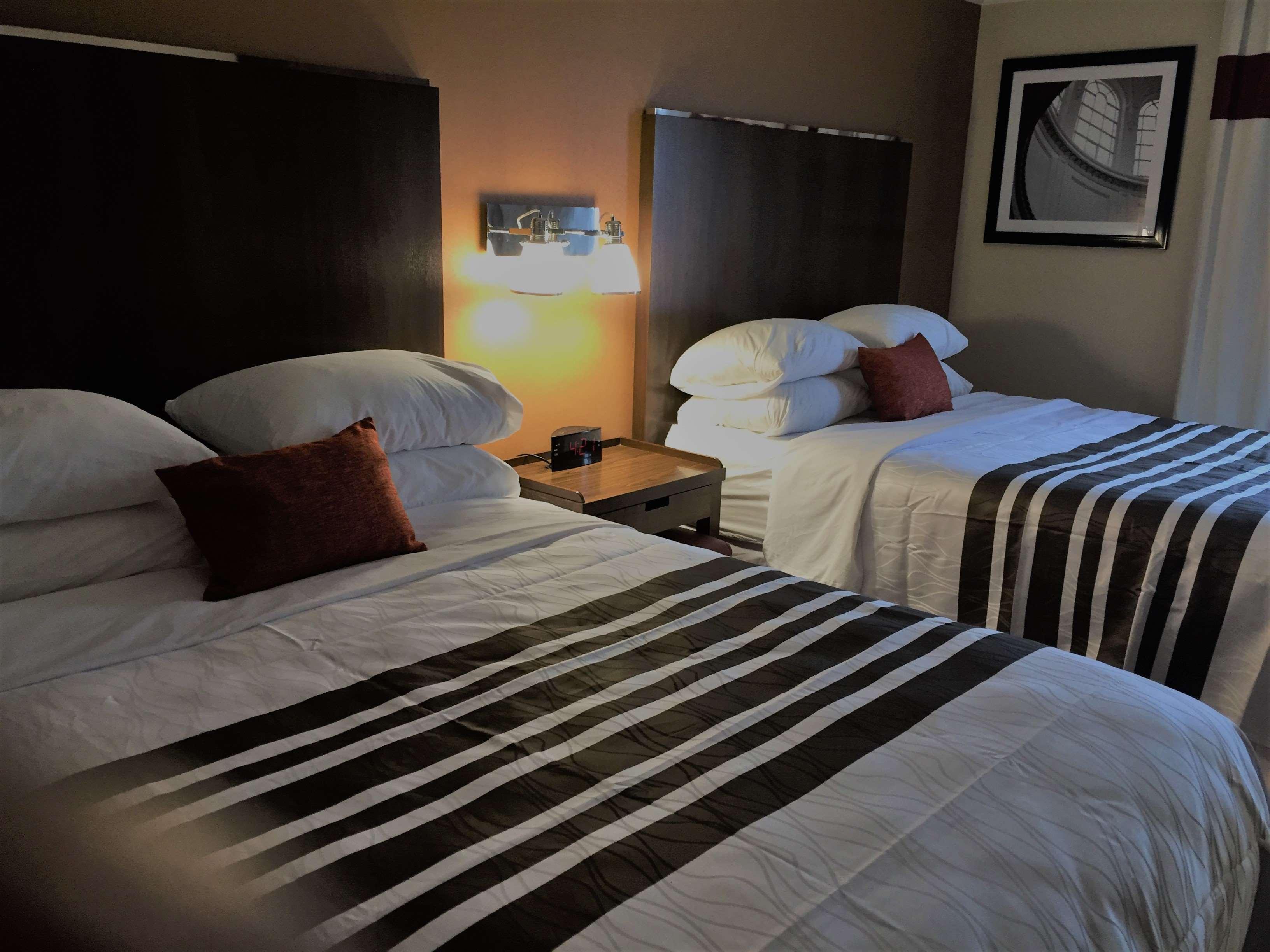 Best Western Plus Ватерлоо Экстерьер фото