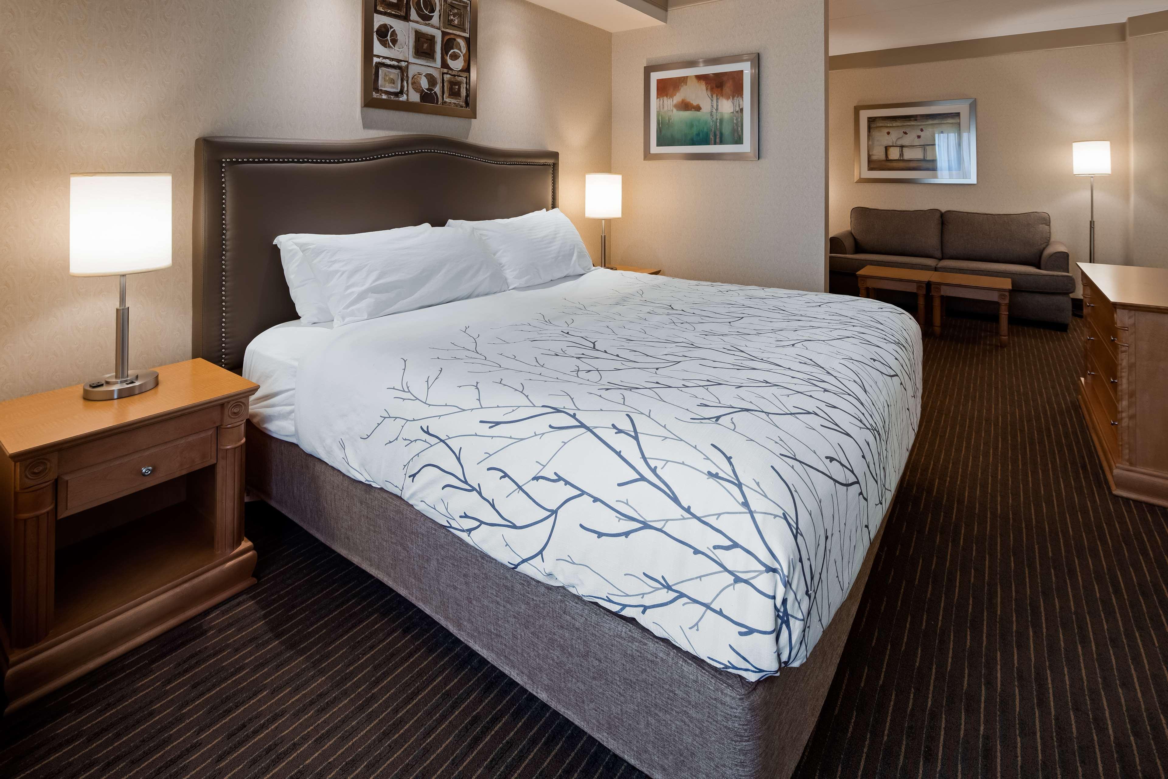 Best Western Plus Ватерлоо Экстерьер фото