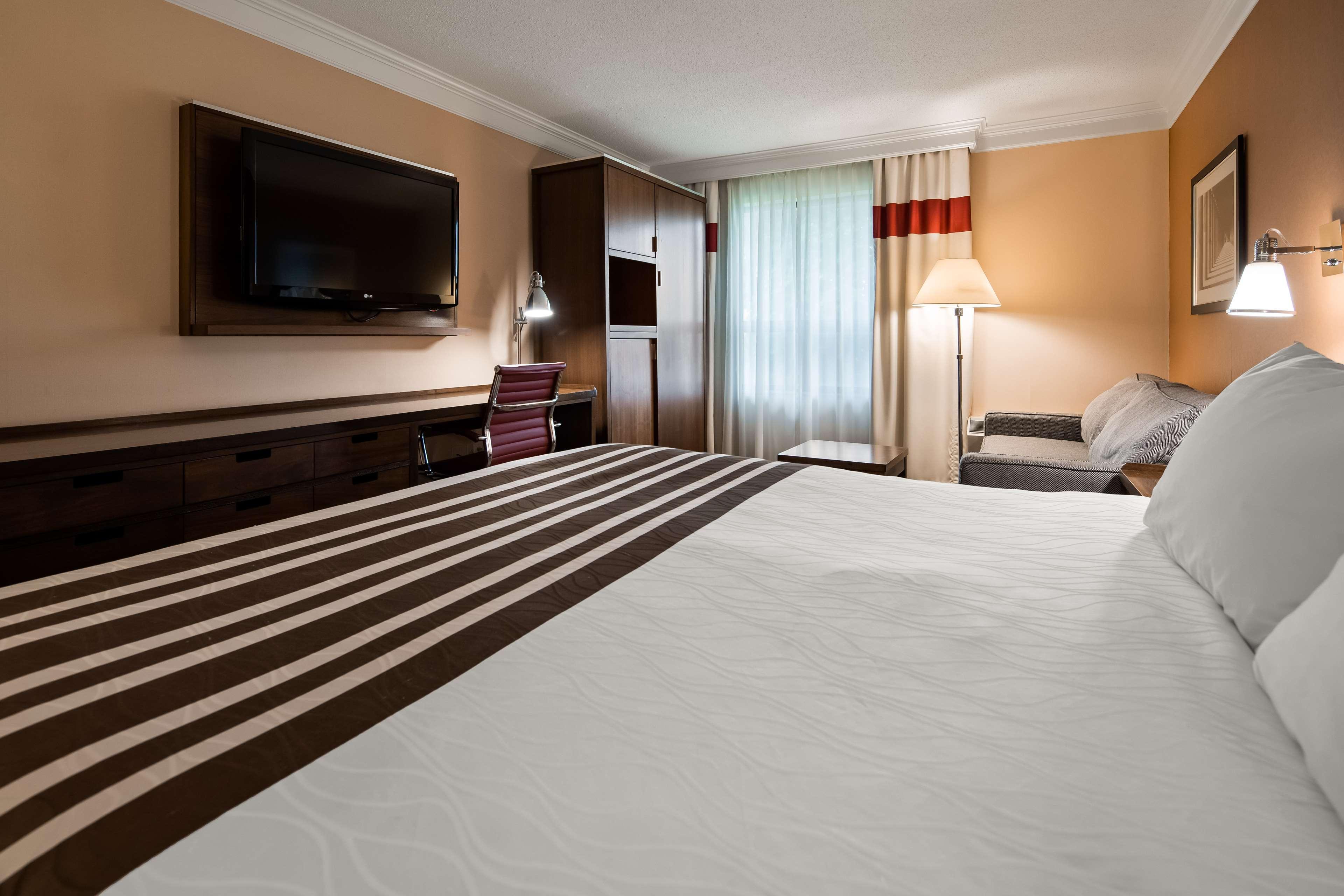 Best Western Plus Ватерлоо Экстерьер фото